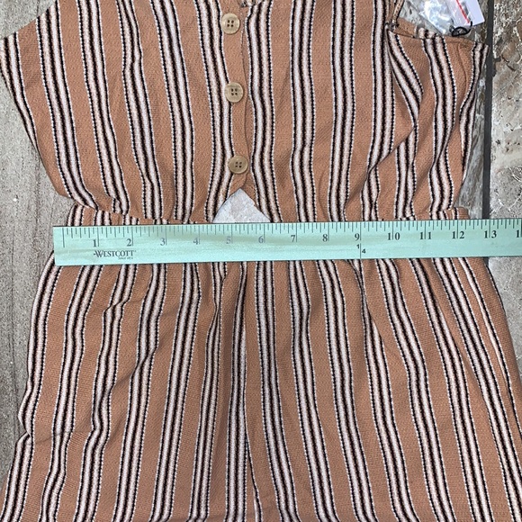 NWT Striped Jumpsuit - Picture 6 of 15